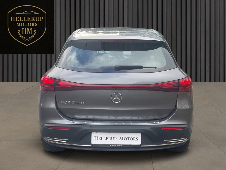 Mercedes EQA250+ Progressive Advance 5d