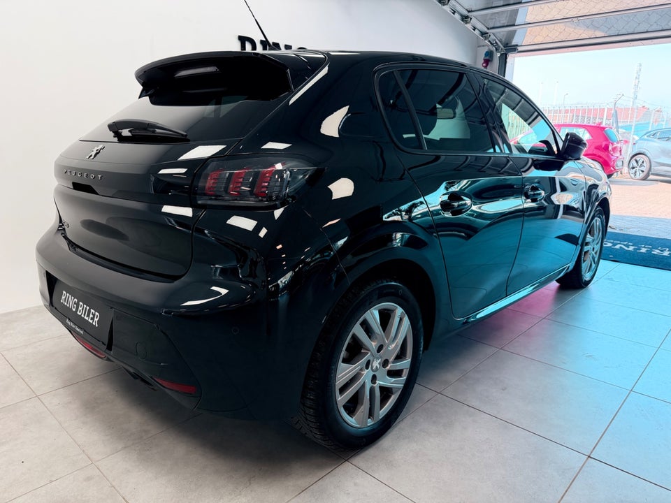Peugeot 208 1,2 PureTech 100 Allure 5d