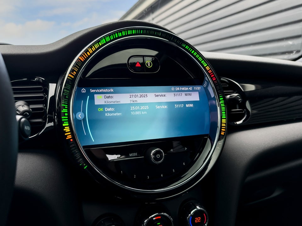 MINI Cooper SE Classic Trim 3d