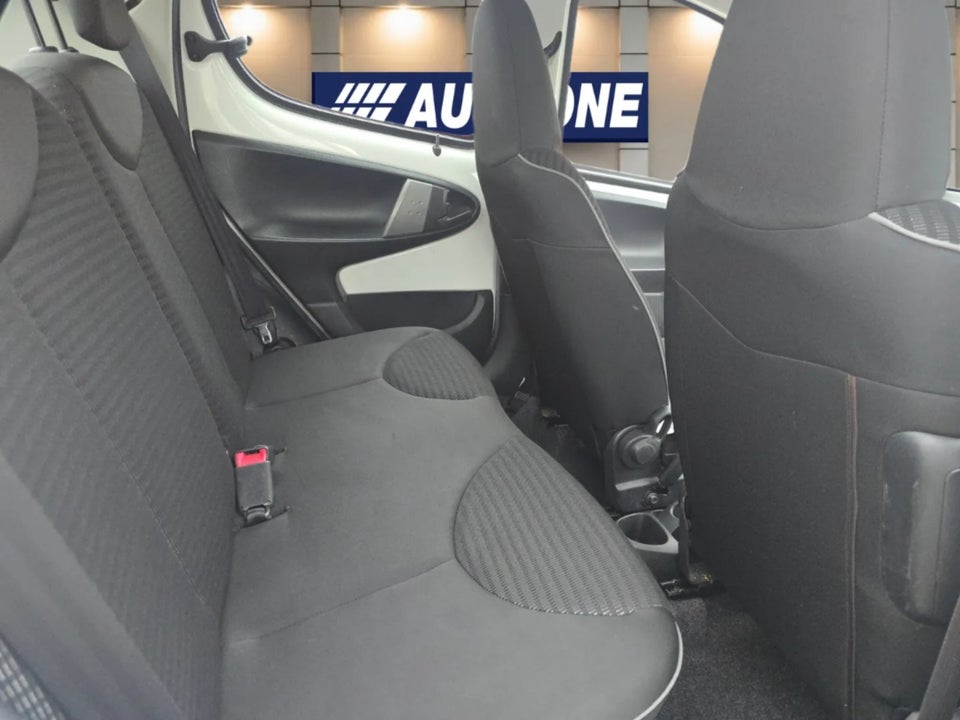 Peugeot 107 1,0 Active 5d