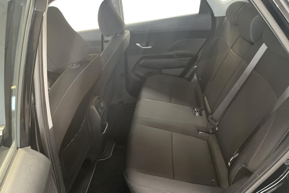 Hyundai Kona 48 EV Essential 5d