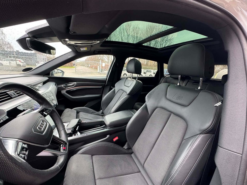 Audi e-tron 55 S-line quattro 5d
