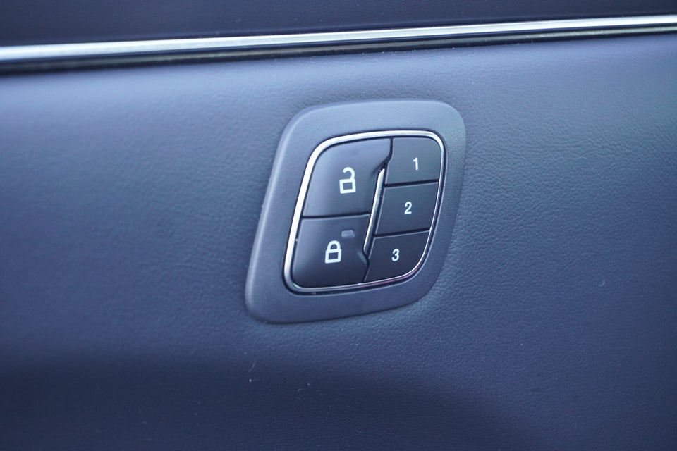 Ford Mustang Mach-E 98 Premium Extended Range 5d