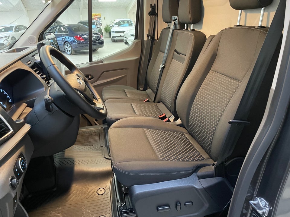 Ford E-Transit 350 L2 Van 68 Trend H2 RWD