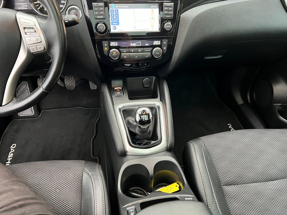 Nissan Qashqai 1,5 dCi 110 Tekna 5d