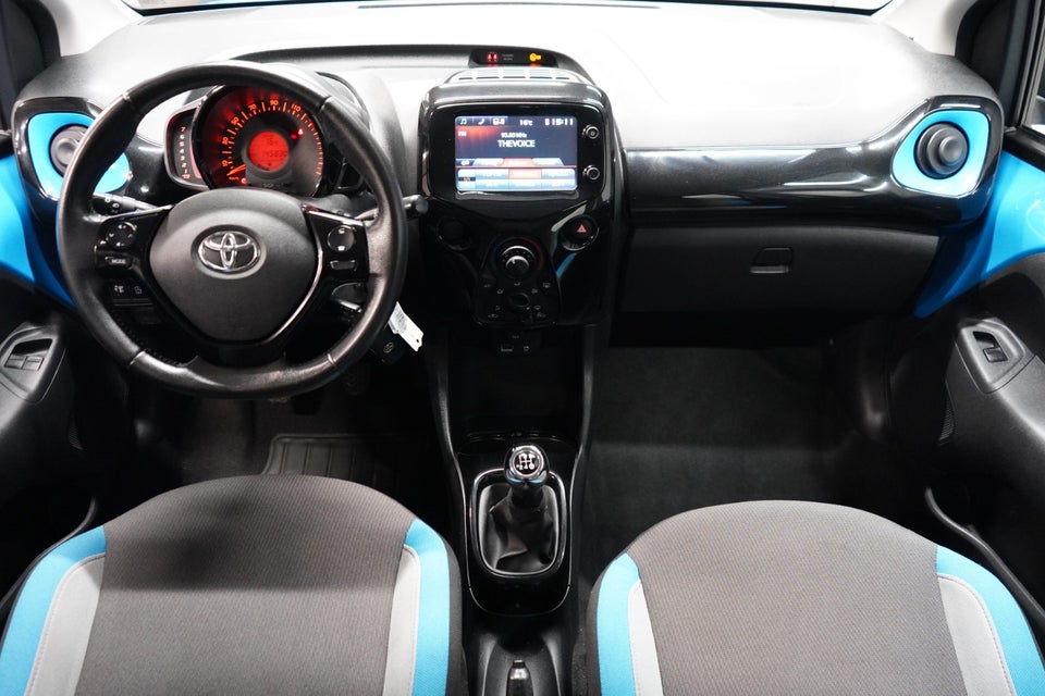 Toyota Aygo 1,0 VVT-i x-cite 5d