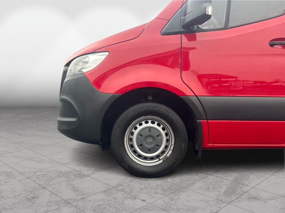 Mercedes Sprinter 214 2,2 CDi A2 Kassevogn aut. FWD