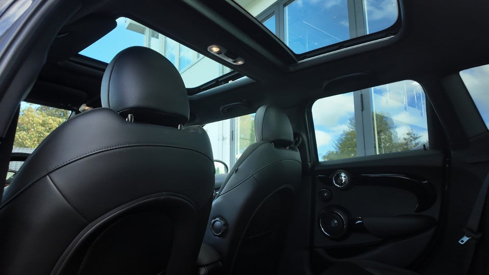 MINI Cooper S 2,0 JC Works aut. 5d