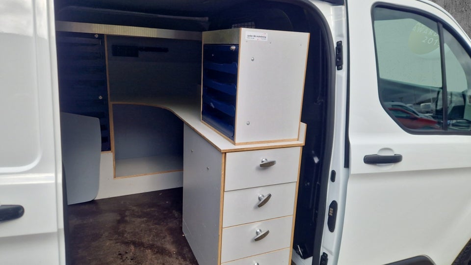 Ford Transit Custom 300 L1 2,0 TDCi 170 Limited aut.