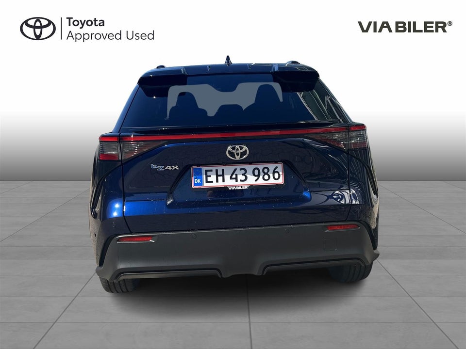 Toyota bZ4X Executive 5d