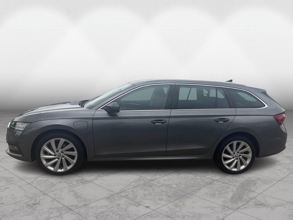 Skoda Octavia 1,4 TSi iV Plus Combi DSG 5d