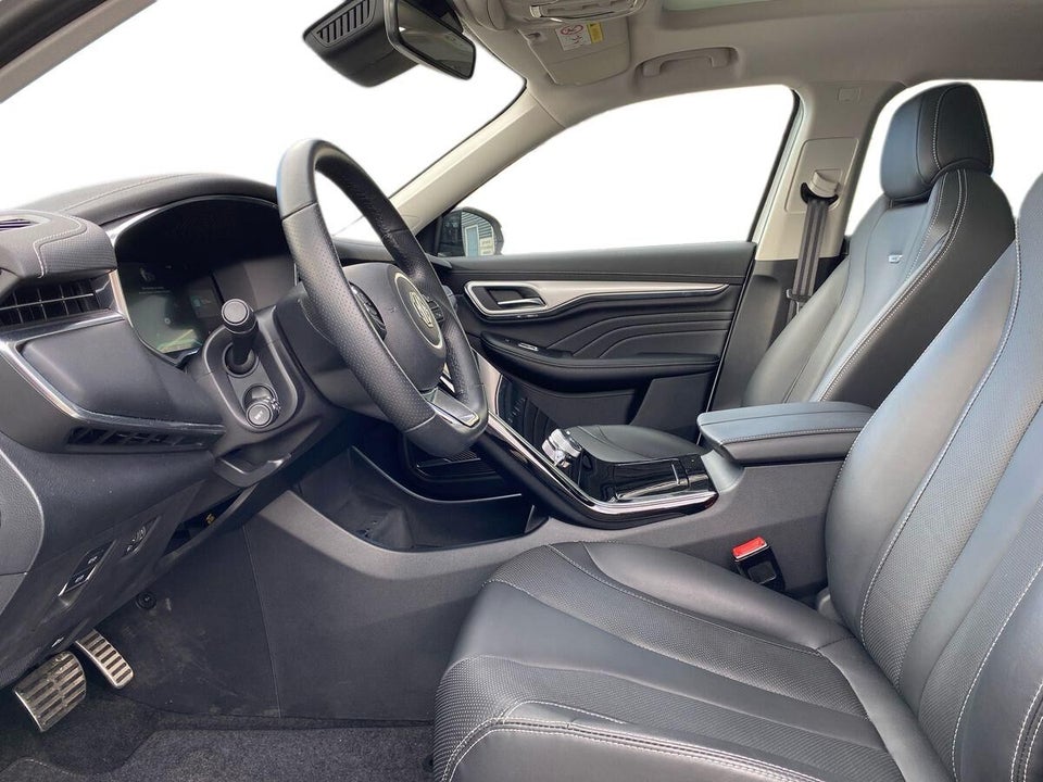 MG Marvel R Luxury 5d