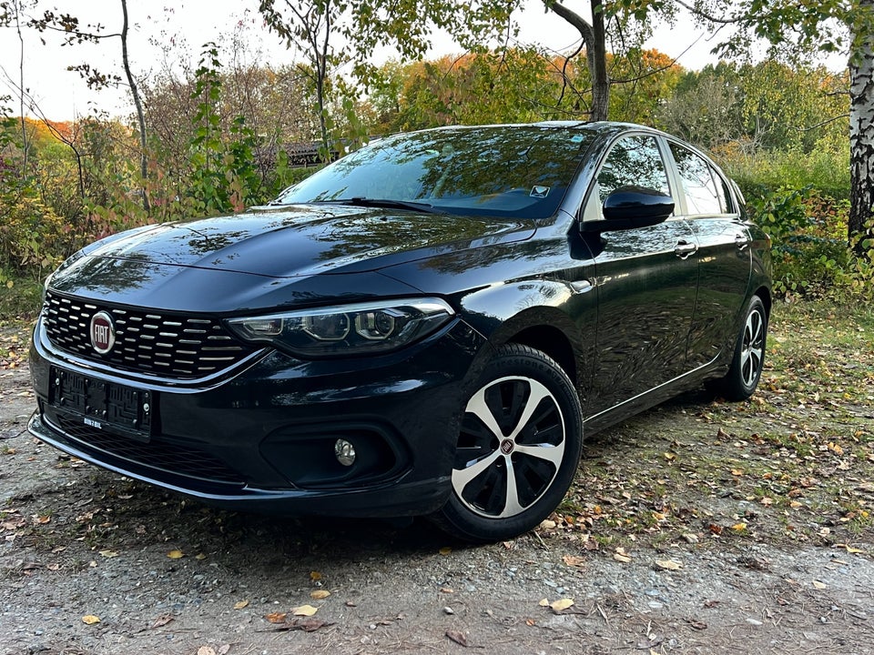 Fiat Tipo 1,4 16V Easy 5d