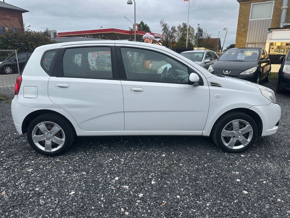 Chevrolet Aveo 1,2 LS 5d