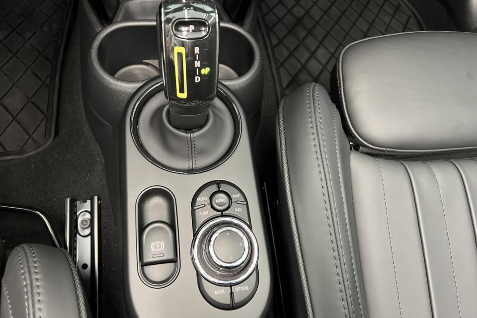 MINI Cooper SE Cabriolet 2d