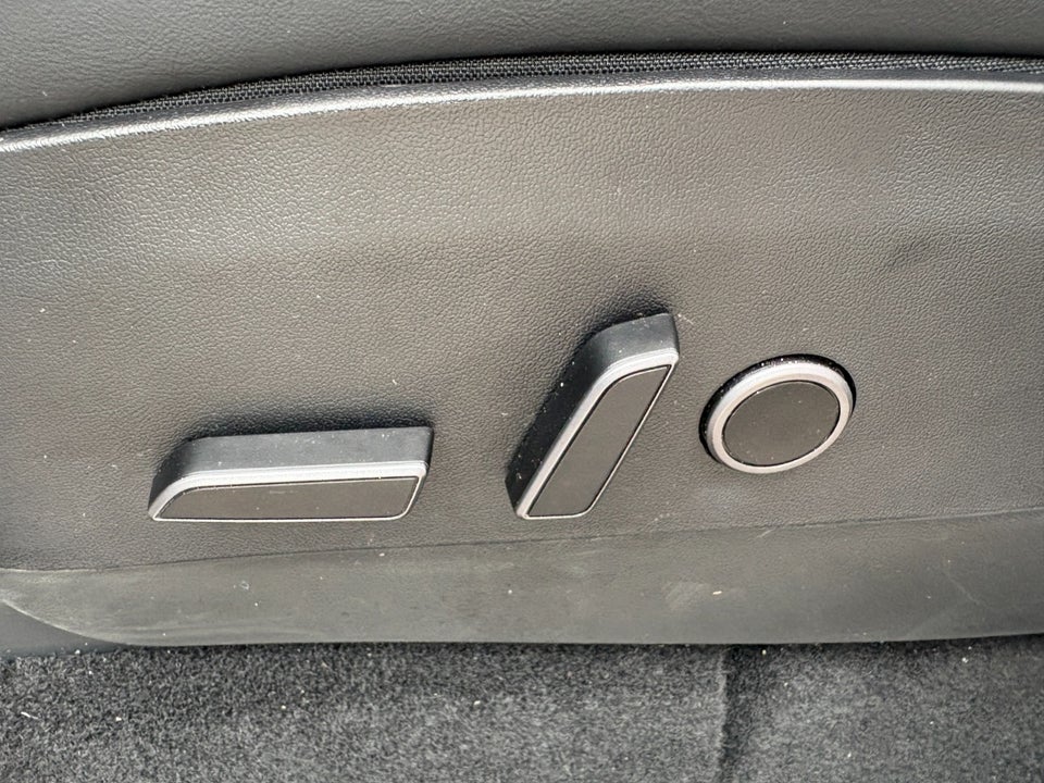 Tesla Model Y RWD 5d