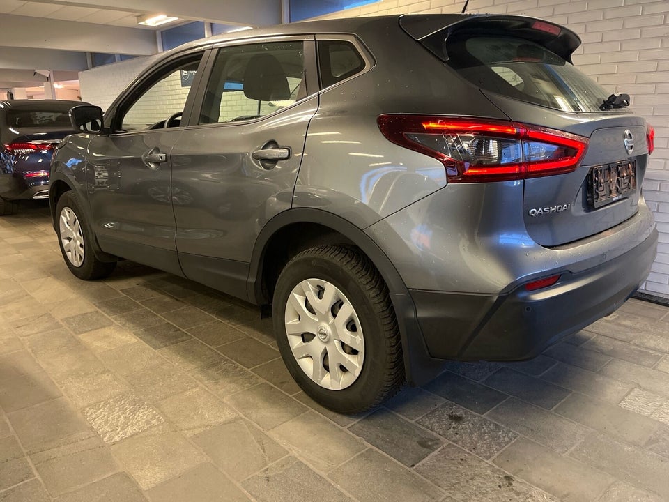 Nissan Qashqai 1,3 Dig-T 140 Visia 5d