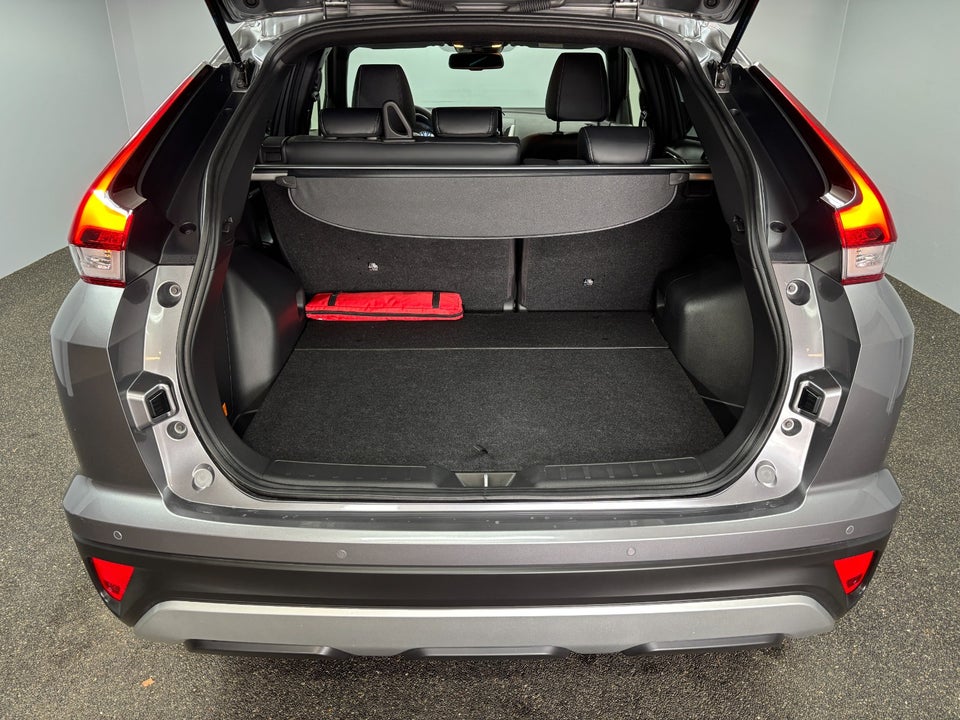 Mitsubishi Eclipse Cross 2,4 PHEV Sport Tech CVT 4WD 5d
