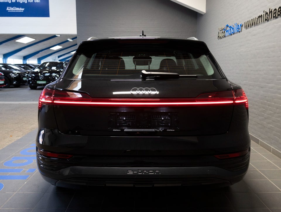 Audi Q8 e-tron 55 Advanced quattro 5d