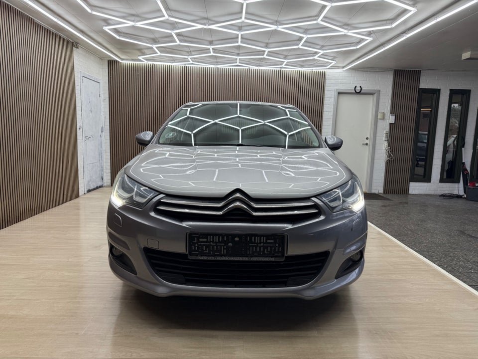 Citroën C4 1,6 BlueHDi 120 Feel+ 5d