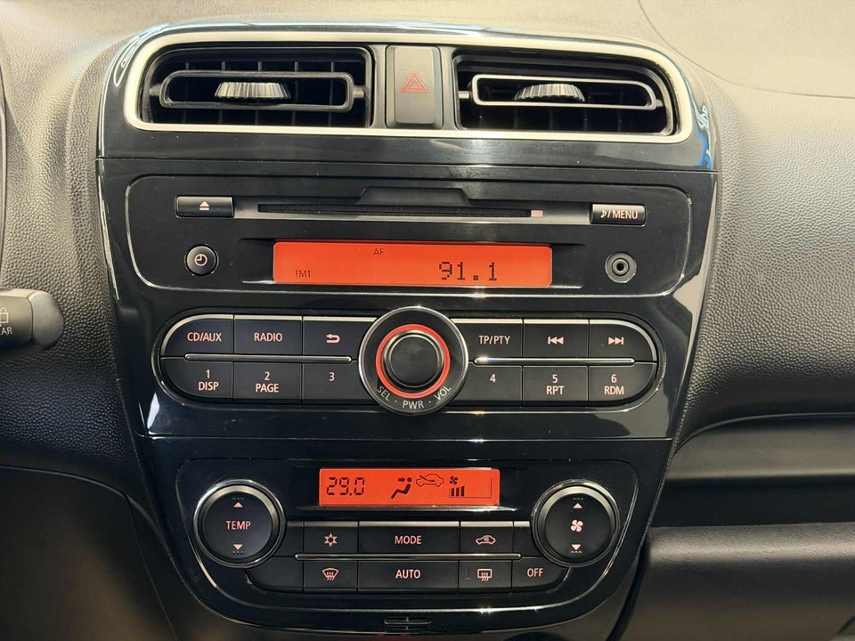 Mitsubishi Space Star 1,2 Intense CVT 5d