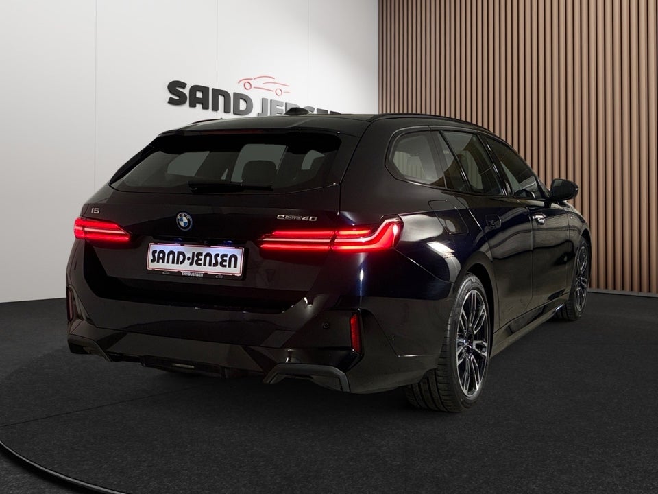 BMW i5 eDrive40 Touring M-Sport 5d