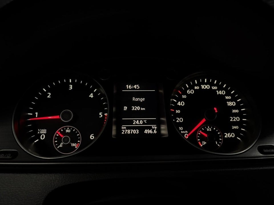 VW Passat 2,0 TDi 170 Comfortline Variant BMT 5d