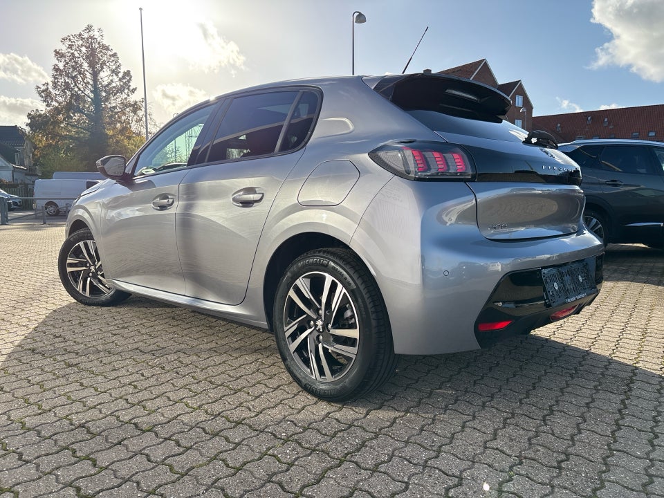 Peugeot 208 1,5 BlueHDi 100 Edition:210+ 5d