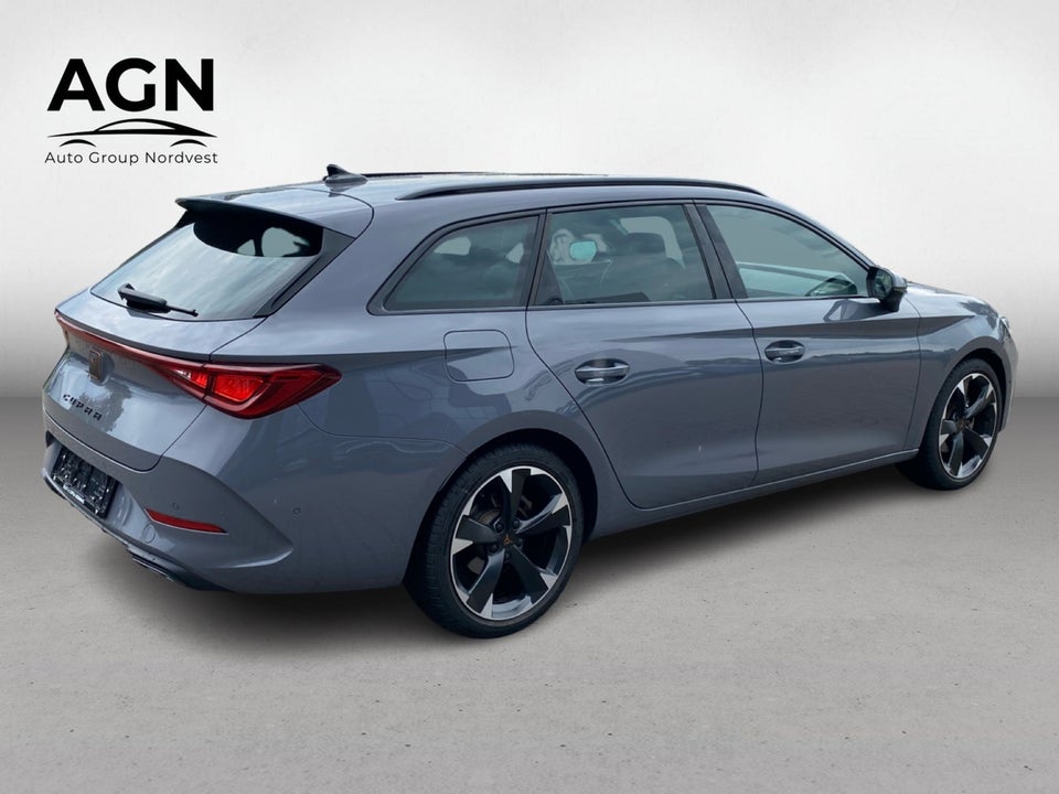 Cupra Leon 1,5 eTSi High Sportstourer DSG 5d