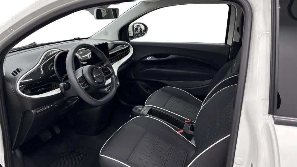 Fiat 500e 24 Action 3d