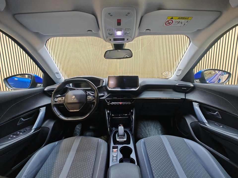Peugeot e-2008 50 Allure 5d