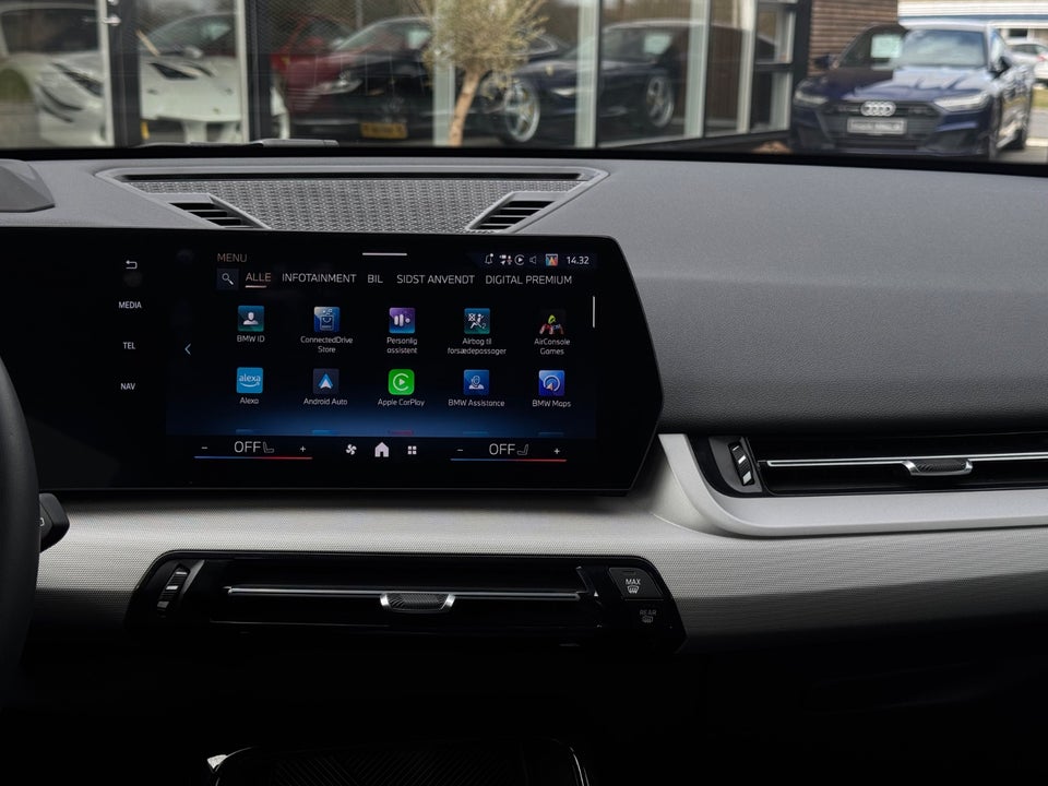 BMW iX1 eDrive20 Fully Charged M-Sport 5d