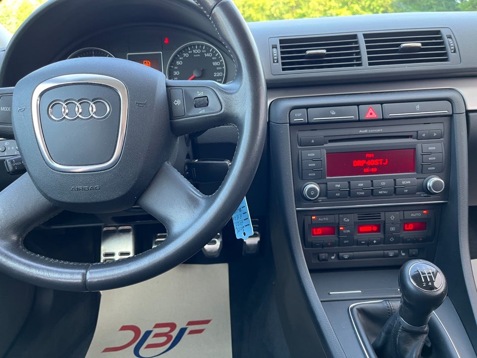 Audi A4 2,0 S-line Avant 5d