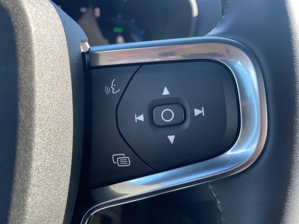 Volvo EC40 Twin Black Edition 5d