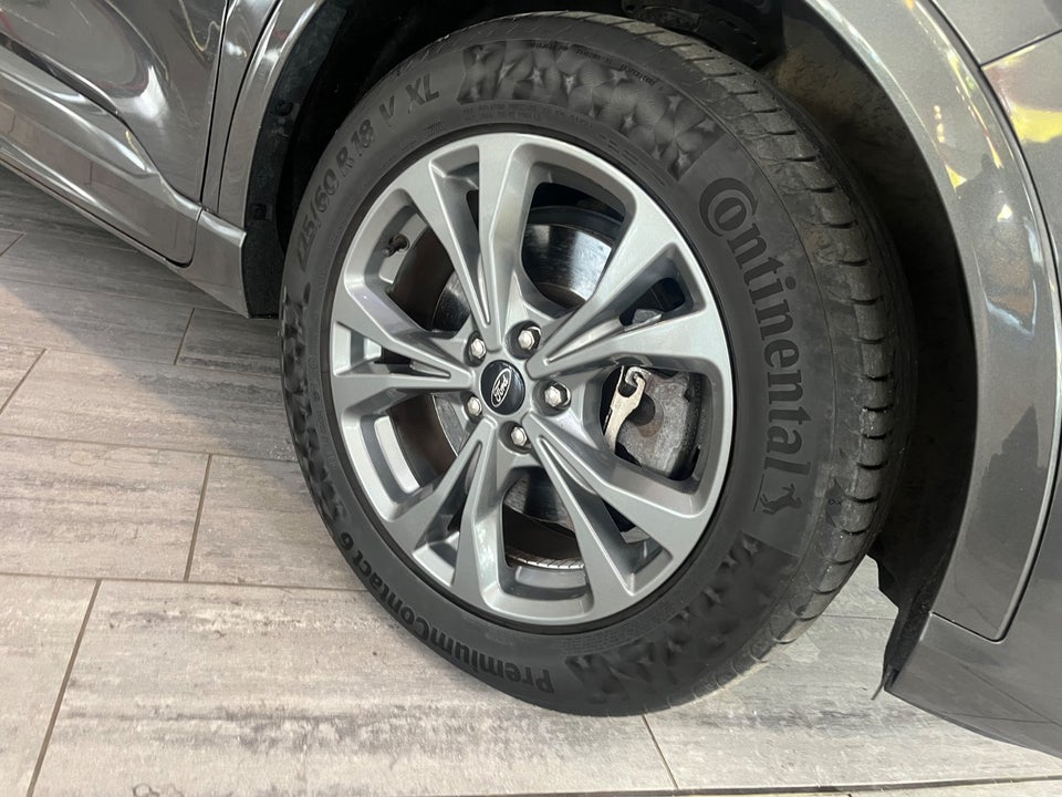 Ford Kuga 2,5 PHEV ST-Line X CVT 5d