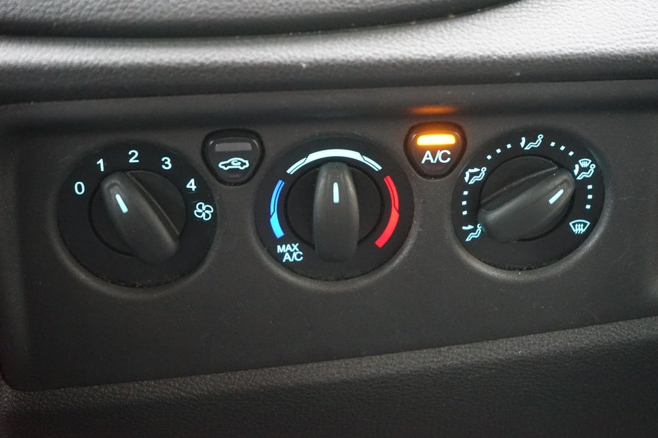 Ford Transit 350 L4 Chassis 2,0 TDCi 170 Ambiente H1 RWD