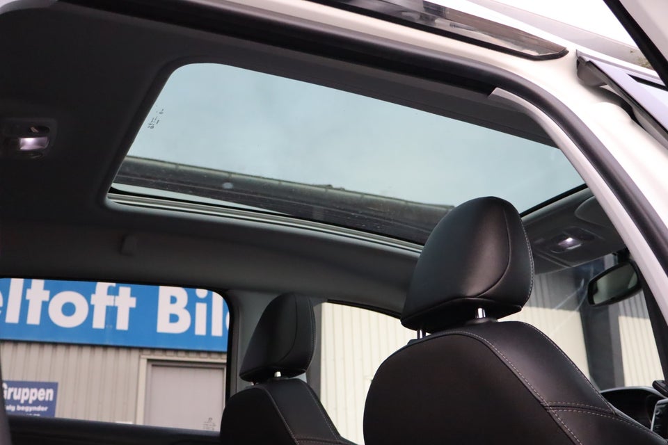 Peugeot 2008 1,6 BlueHDi 100 Allure 5d