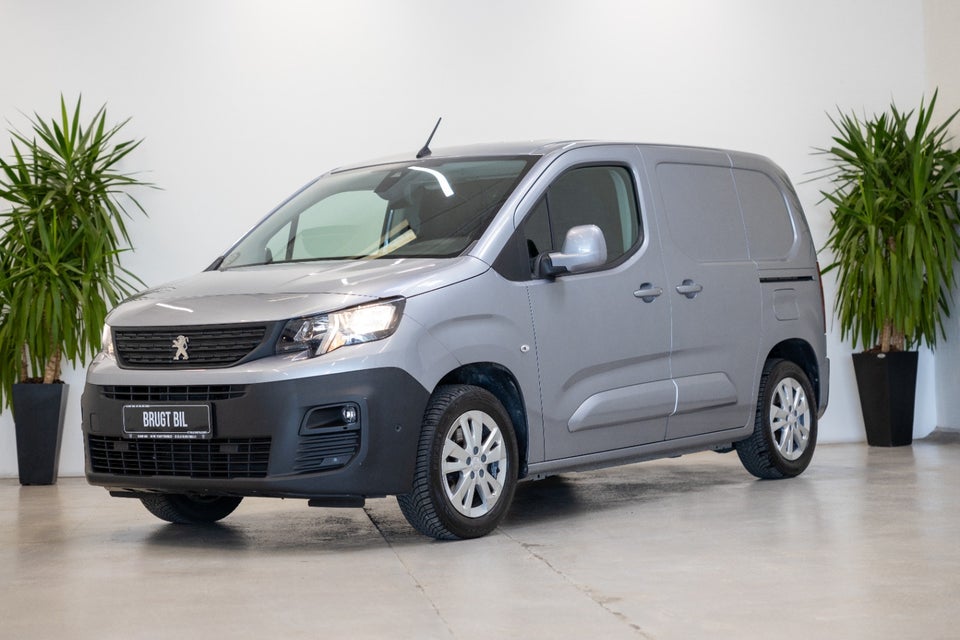 Peugeot Partner 1,5 BlueHDi 130 L1V1 Ultimate EAT8 Van