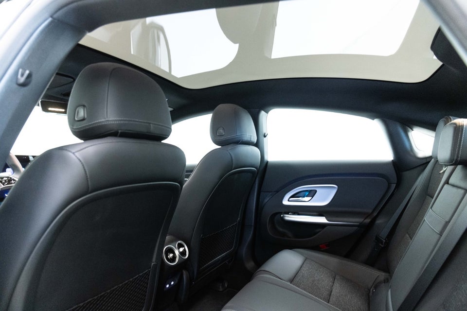 Mercedes CLA250+ EQ Progressive Premium 4d
