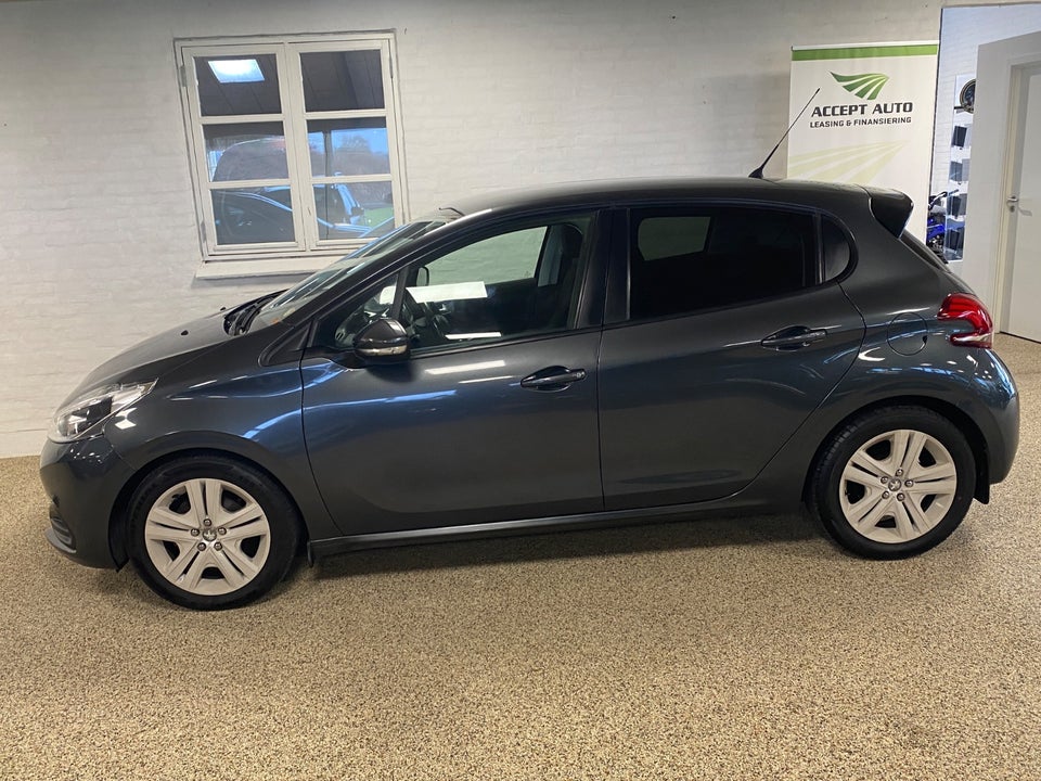 Peugeot 208 1,6 BlueHDi 100 Active 5d