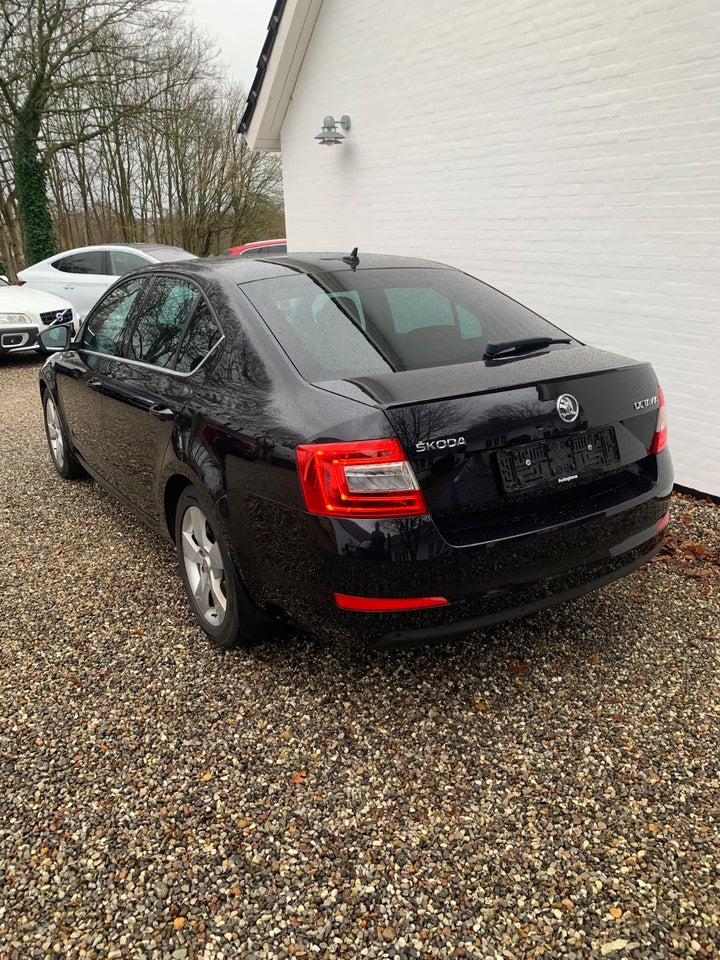 Skoda Octavia 1,4 TSi 140 Elegance 5d