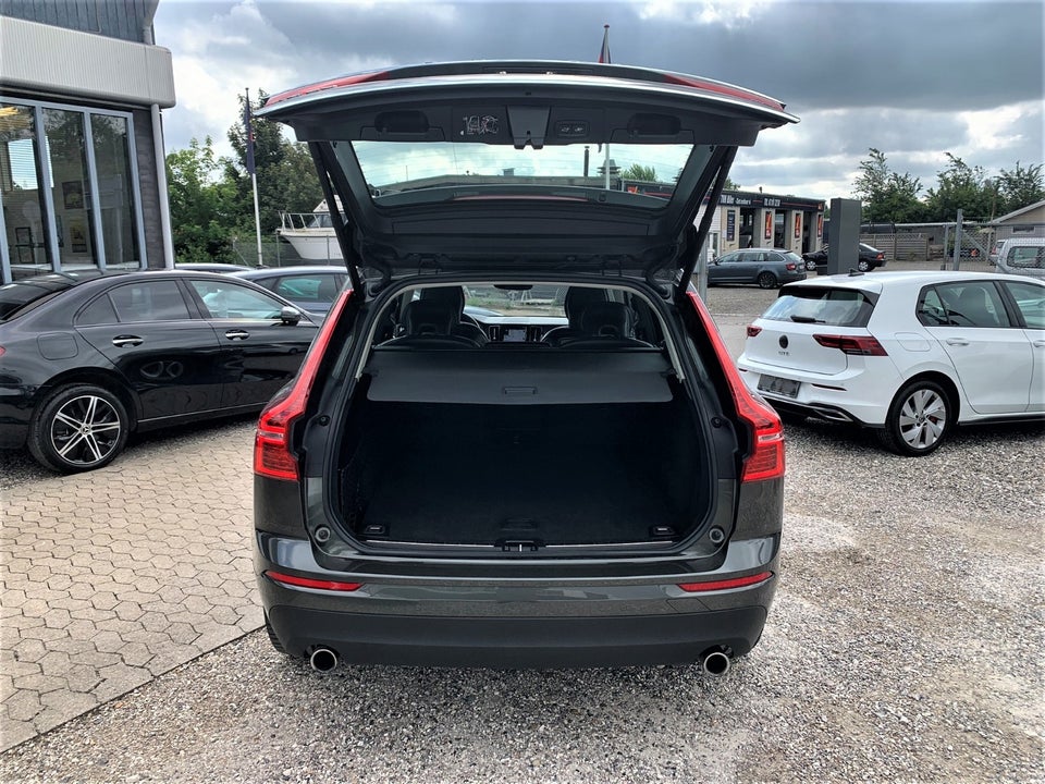 Volvo XC60 2,0 T4 190 Momentum aut. 5d
