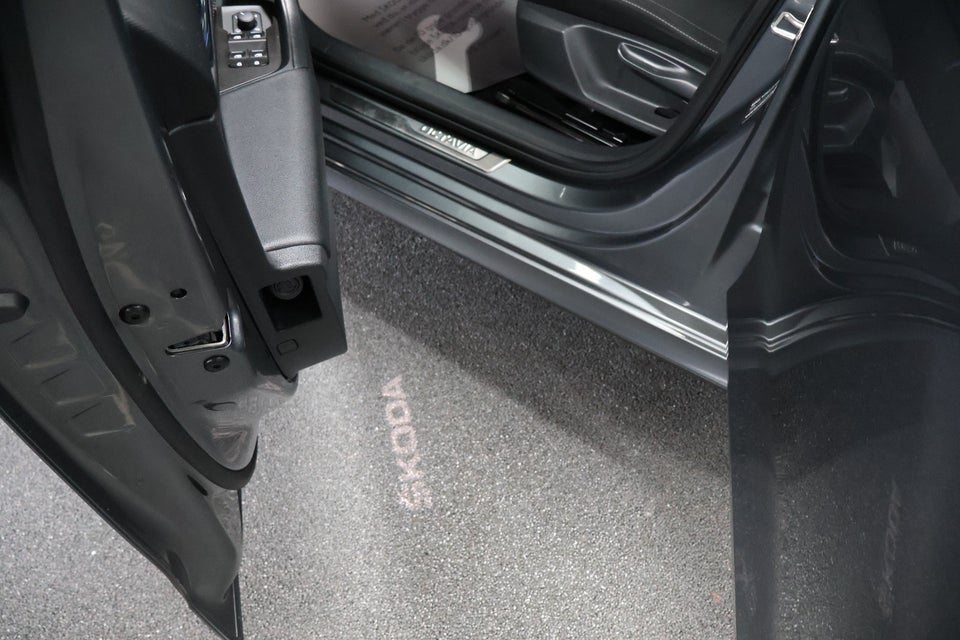 Skoda Octavia 2,0 TDi 150 Style Combi DSG 5d