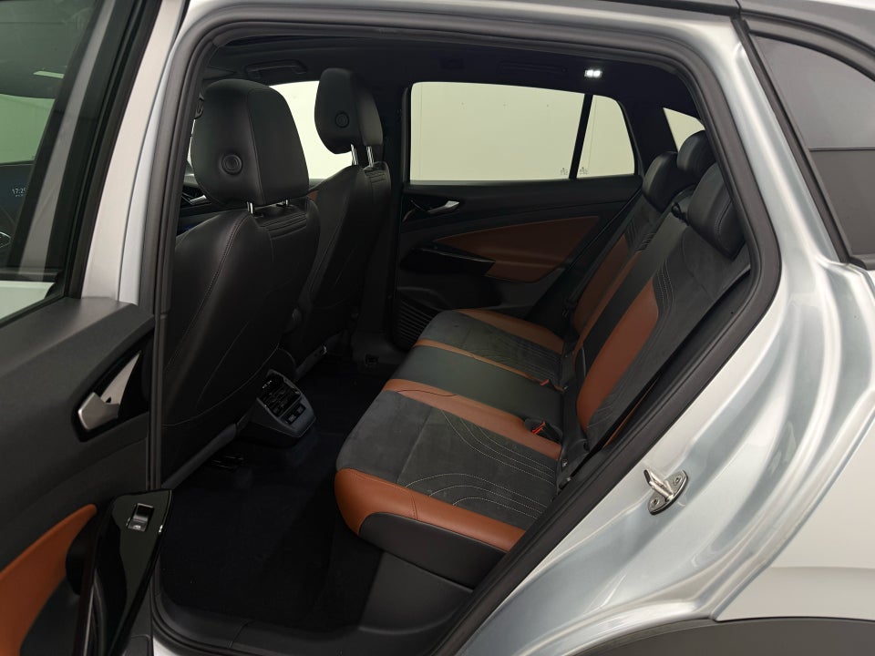 VW ID.4 77 Pro Performance Tech 5d