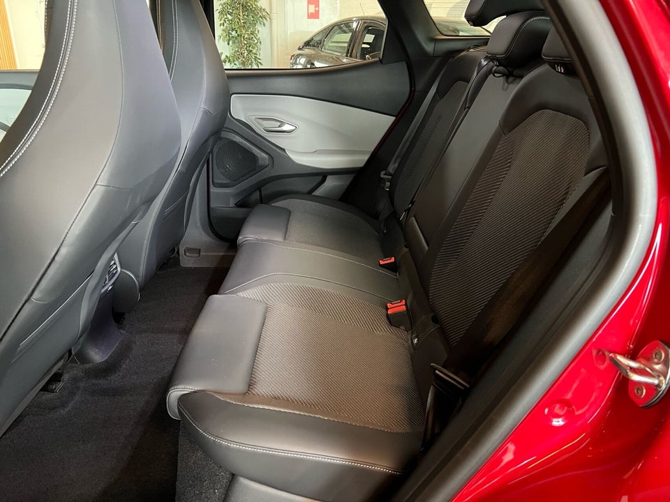 Ford Explorer 77 Select Extended Range 5d