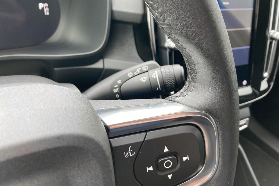 Volvo XC40 ReCharge Twin Core 5d