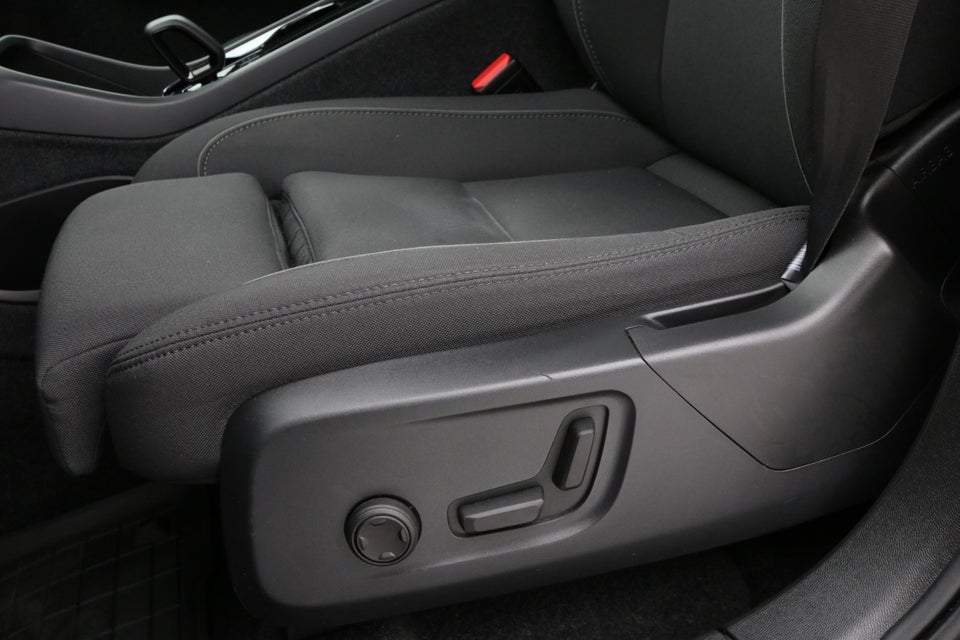 Volvo XC40 P6 ReCharge Ultimate 5d