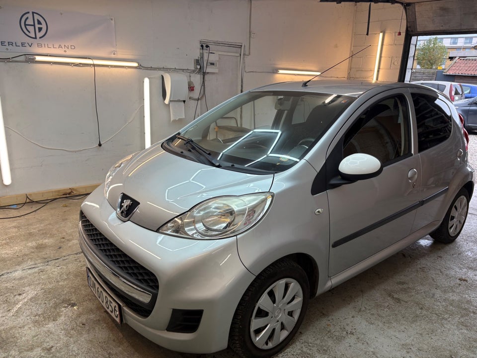 Peugeot 107 1,0 Active 5d