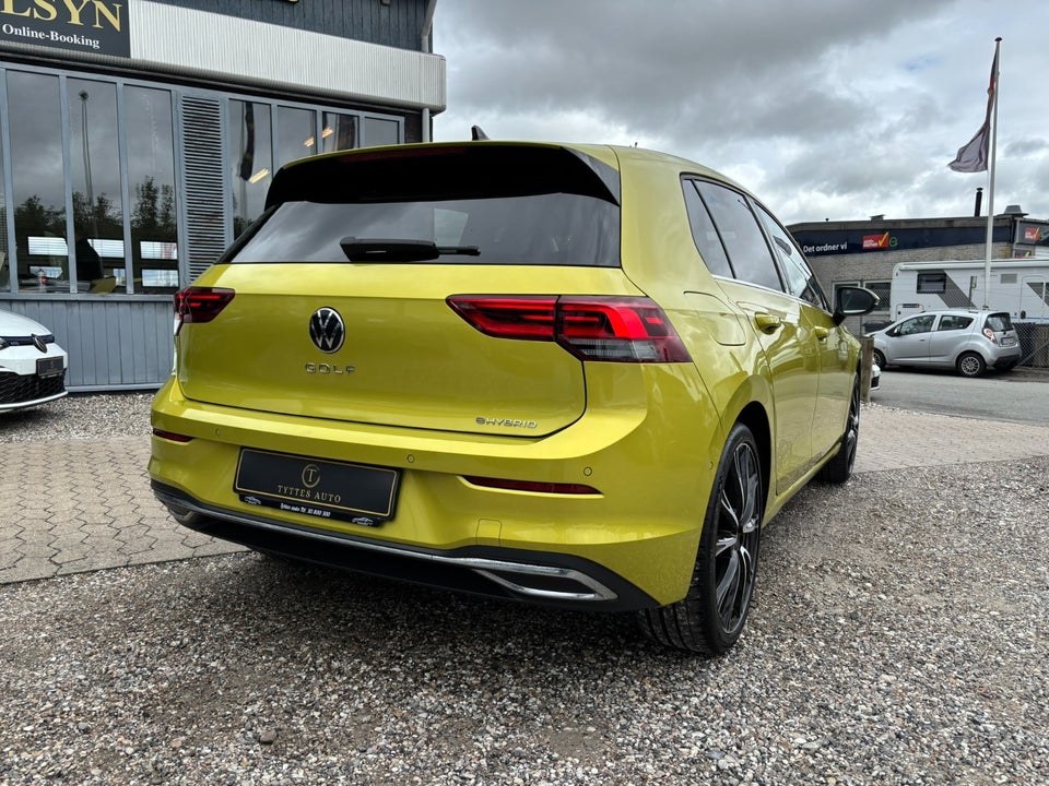 VW Golf VIII 1,4 eHybrid DSG 5d