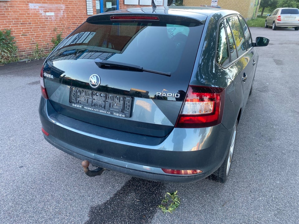 Skoda Rapid 1,4 TSi 122 Ambition Spaceback DSG GreenTec 5d
